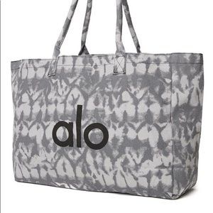 Alo Yoga Bag